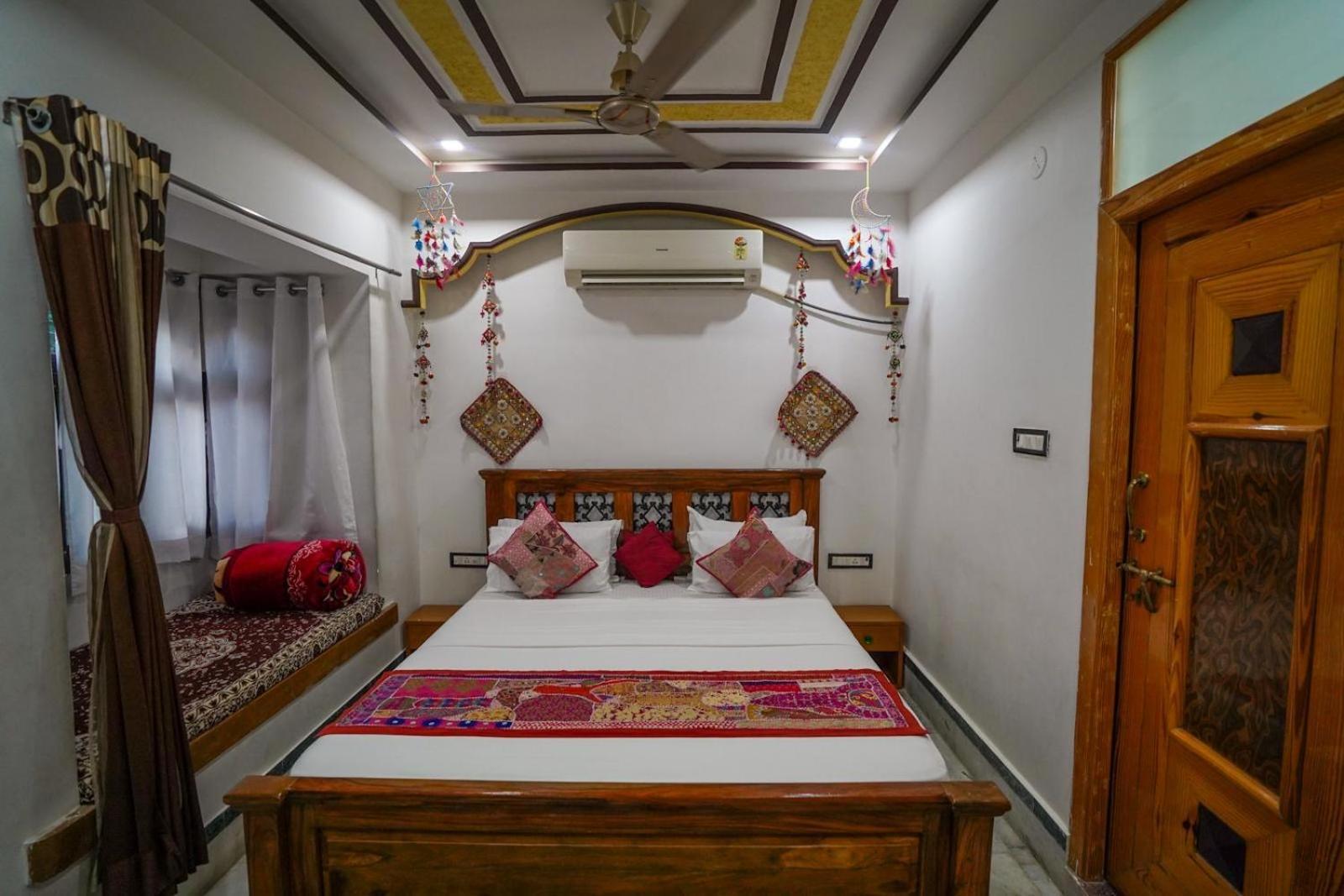The Wanderlust Guest House & Safari Jaisalmer Zewnętrze zdjęcie